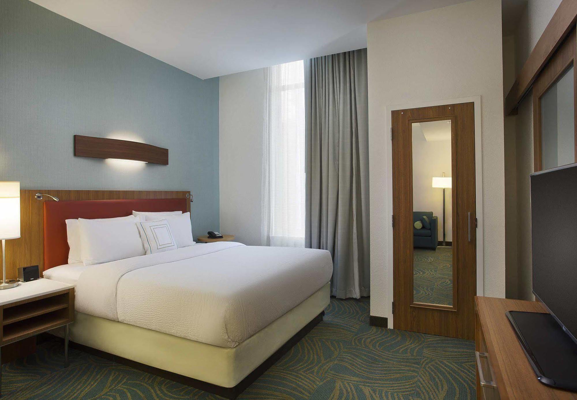 Springhill Suites By Marriott Houston Downtown/Convention Center Екстериор снимка
